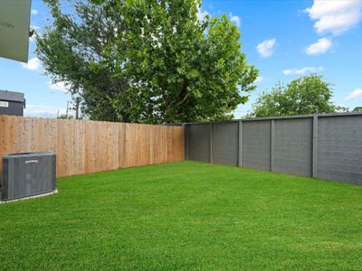 New construction Single-Family house 4830 Pinemont Dr, Houston, TX 77091 plan 9365 - image 4