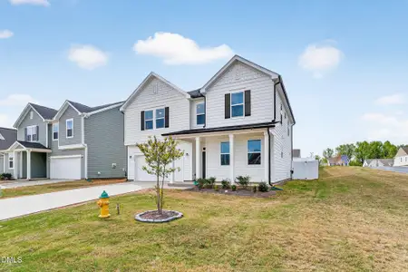 New construction Single-Family house 260 Chestnut Oak Ln, Lillington, NC 27546 - image