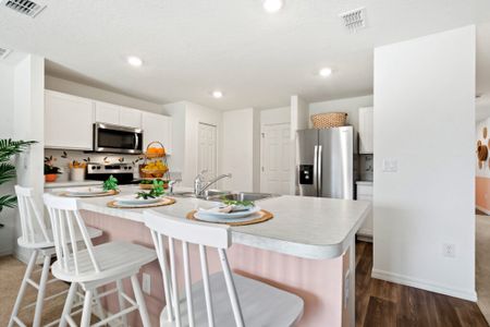 New construction Single-Family house 537 SW Bayshore Blvd, Port St. Lucie, FL 34983 plan Sylvester - image 7