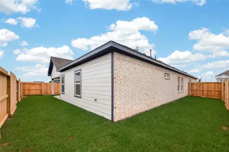 New construction Single-Family house 3419 Windmill Palm Dr, Manvel, TX 77578 - image 3