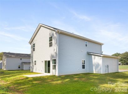 New construction Single-Family house 537 Dawn Cir, Charlotte, NC 28213 - image 3