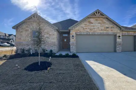 New construction Single-Family house 710 Broken Bow Ln, Cleburne, TX 76033 - image