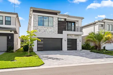 New construction Single-Family house 8258 Essex Country Club Dr, Boca Raton, FL 33434 - image