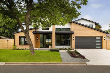 New construction Single-Family house 3104 Whiteway Dr, Austin, TX 78757 - photo 0