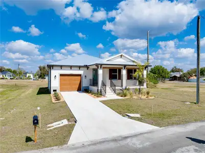 New construction Single-Family house 338 San Marie Dr, Punta Gorda, FL 33950 - image