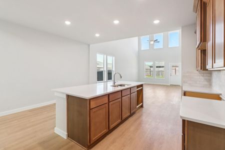 New construction Single-Family house 510 Tejas Village Pkwy, Beasley, TX 77417 plan Linden - image 4