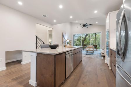 New construction Single-Family house 6309 Bristol Cir, Austin, TX 78723 - image 9