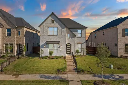 New construction Single-Family house 1616 Peridot Pkwy, Mesquite, TX 75181 plan Zapata - image