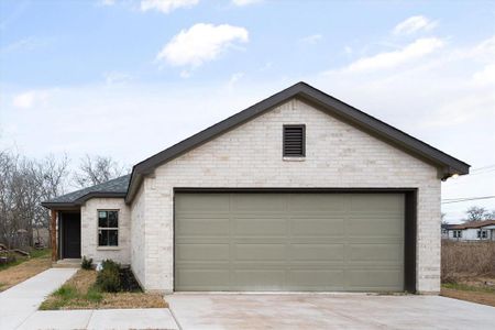 New construction Single-Family house 708 E 16Th Ave, Corsicana, TX 75110 - image