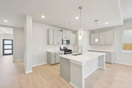 New construction Single-Family house 29015 Farmhouse Estates Dr, Waller, TX 77484 plan The Texoma (3L08) - image
