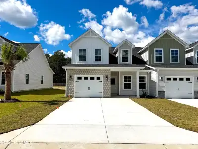 New construction Single-Family house 475 Timbercrest Cir Se, Bolivia, NC 28422 plan 1807 Townhome - image