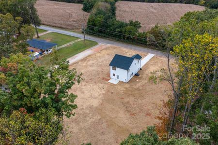 New construction Single-Family house 1888 Sigmon Dairy Rd, Newton, NC 28658 - image