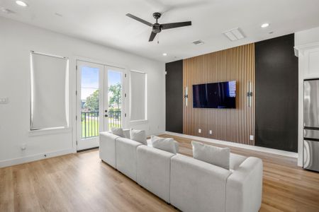 New construction Single-Family house 3705 Cortlandt St, Houston, TX 77018 - image 12