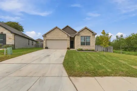 New construction Single-Family house 705 Maxwell Hts, San Antonio, TX 78245 - image