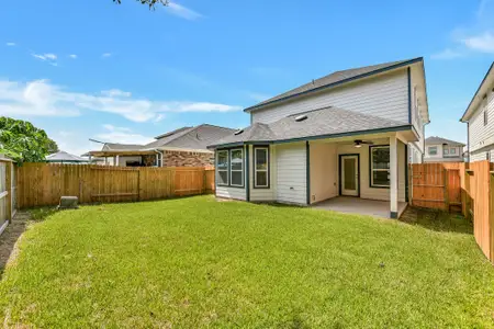 New construction Single-Family house 15511 Foresail Ln, Houston, TX 77047 plan The Sullivan - image
