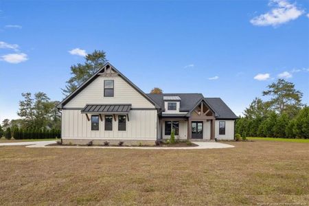 New construction Single-Family house 3729 Riverhill Dr, Fayetteville, NC 28306 - image