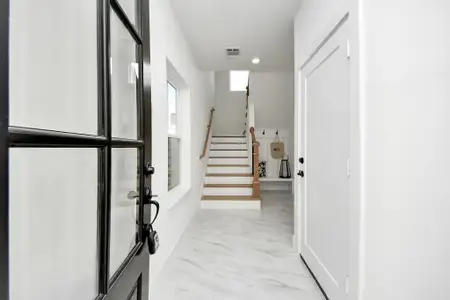 New construction Single-Family house 717 Marcella St, Unit E, Houston, TX 77091 - image 20