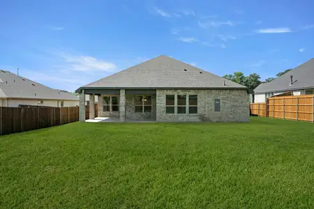 New construction Single-Family house 721 Stone Eagle Dr, Azle, TX 76020 plan Agave Single Story - image 4