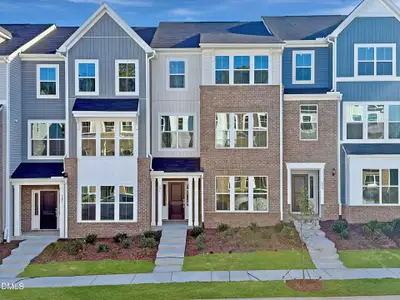 New construction Townhouse house 391 Chesapeake Commons St, Unit 121, Garner, NC 27529 - image