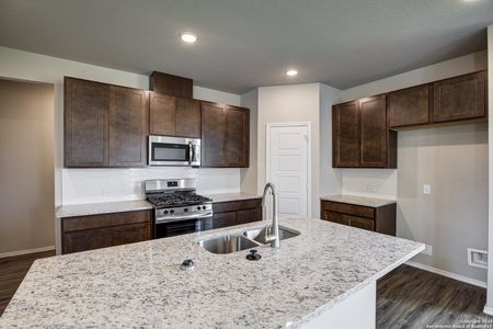 New construction Single-Family house 3429 Meteor Night, Converse, TX 78109 The Murray H- photo 11 11