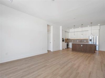 New construction Condo/Apt house 675 Drewry Street Northeast, Unit 205, Atlanta, GA 30306 - photo 12 12