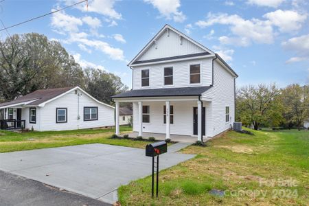 New construction Single-Family house 135 Ruffin Loop, Troutman, NC 28166 - photo 0