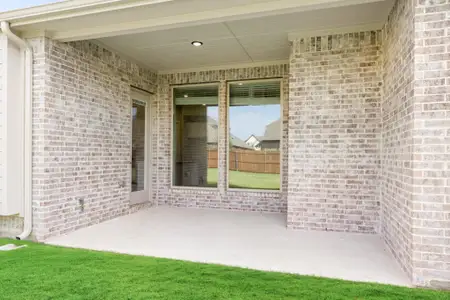 New construction Single-Family house 16421 Thistle Bend Dr, Fort Worth, TX 76247 plan Violet II - image 4
