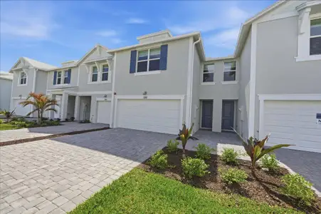 New construction Townhouse house 590 Salisbury Circle Ft, Fort Pierce, FL 34982 - image