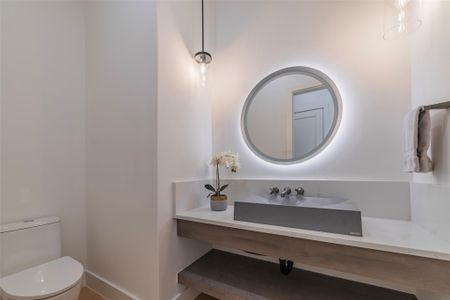 New construction Single-Family house 105 Manciano, Horseshoe Bay, TX 78657 - image 5