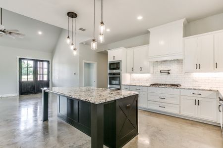 New construction Single-Family house 200 Sarra Ln, Poolville, TX 76487 plan Abrams - image 15