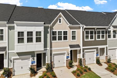 New construction Single-Family house 235 Elyse Overlook Lp, Sanford, NC 27332 plan Foxglove - image