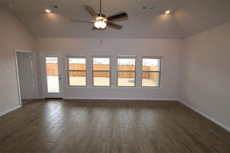 New construction Single-Family house 1215 Lancaster Dr, Justin, TX 76247 Livingston - 40' Smart Series- photo 8 8