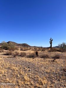 New construction Single-Family house 15728 W Montgomery Rd, Peoria, AZ 85383 - image 11
