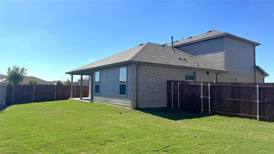 New construction Single-Family house 16004 Bronte Ln, Fort Worth, TX 76247 GLENWOOD- photo 22 22