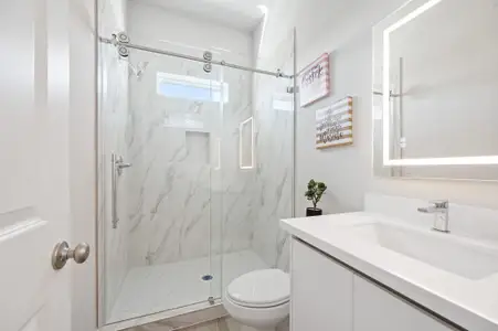 New construction Single-Family house 6702 Metro Blvd, Unit 7, Houston, TX 77083 - image 15