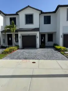 New construction Townhouse house 18965 Sw 344Th Ter, Homestead, FL 33034 - image