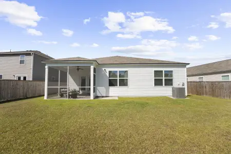 New construction Single-Family house 608 Fisher Ln, Summerville, SC 29486 - image