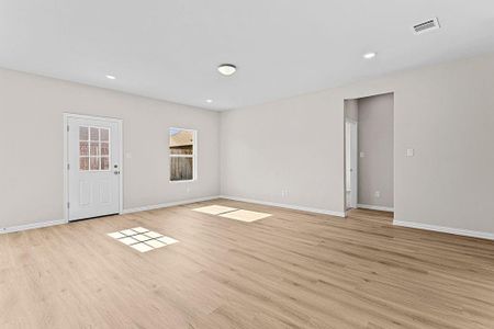 New construction Single-Family house 209 Lead Creek Dr, Fort Worth, TX 76131 - image 17