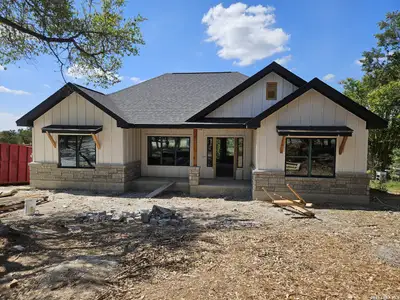 New construction Single-Family house 126 Deer Run Pass, Canyon Lake, TX 78133 - image 6