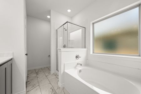 New construction Single-Family house 405 Choctaw Dr, Cleburne, TX 76033 plan Hamilton - image 14