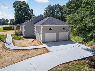 New construction Single-Family house 1106 Dee Kennedy Rd, Auburn, GA 30011 - image