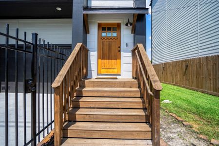 New construction Single-Family house 3705 Cortlandt St, Houston, TX 77018 - image 13