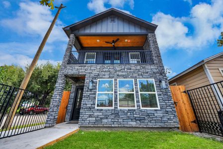 New construction Single-Family house 334 E 31St St, Houston, TX 77018 - image