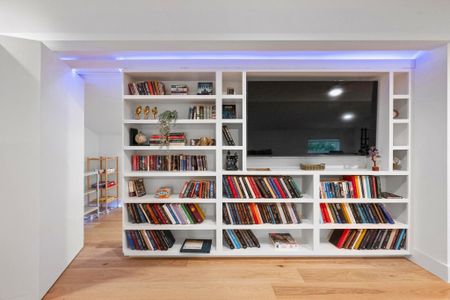 New construction Single-Family house 7310 Woodrow St, Austin, TX 78757 - image 10