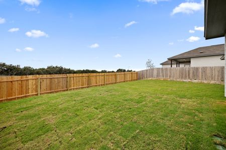 New construction Single-Family house 168 Rieber Rd, Kyle, TX 78640 plan Clover - image 17