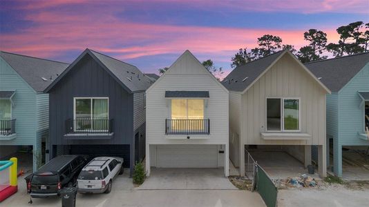 New construction Townhouse house 407 Alvia Run Lane, Unit A1, Houston, TX 77018 - photo 0