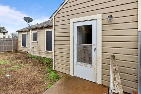 New construction Single-Family house 100 W Allen Ave, Godley, TX 76044 null- photo 13 13