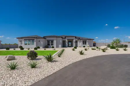 New construction Single-Family house 1814 W Brooke Ln, Queen Creek, AZ 85144 - image