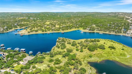 New construction Single-Family house 19813 Lakehurst Lp, Spicewood, TX 78669 - image