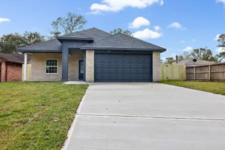 New construction Single-Family house 17503 Typhoon Wy, Crosby, TX 77532 - image